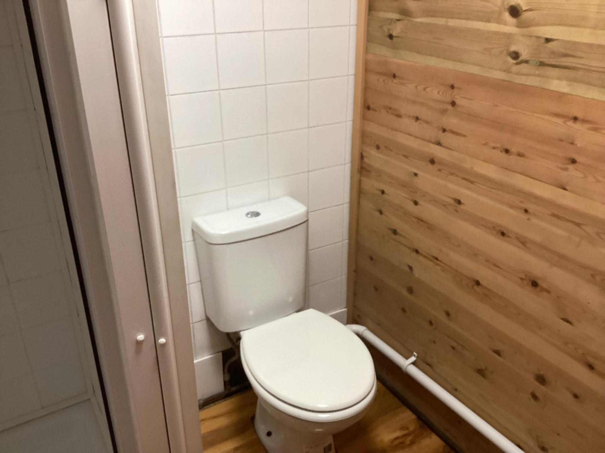 Barn 6 Panzió Vigo Village Kültér fotó